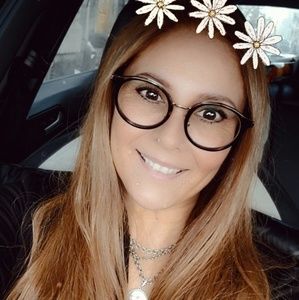 Meet your Posher, Joanne